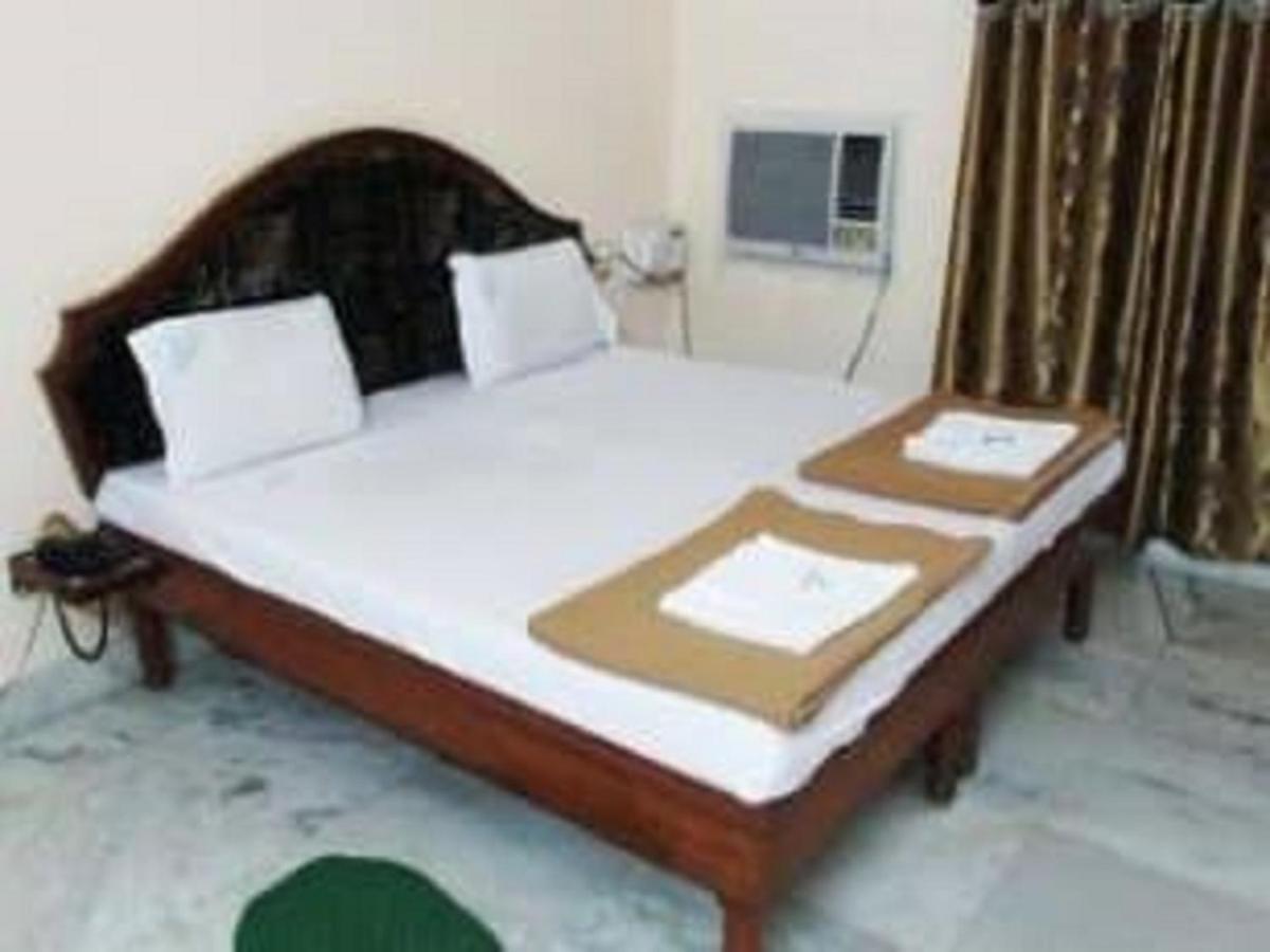 Hotel Geethanjali Residency Бхадрачалам Екстер'єр фото